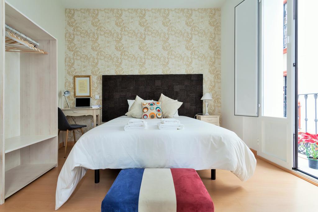 Hostly Acetres 1A Loft In City Center, Comunal Terrace, Fibre,Parking Optional Sevilla Eksteriør billede
