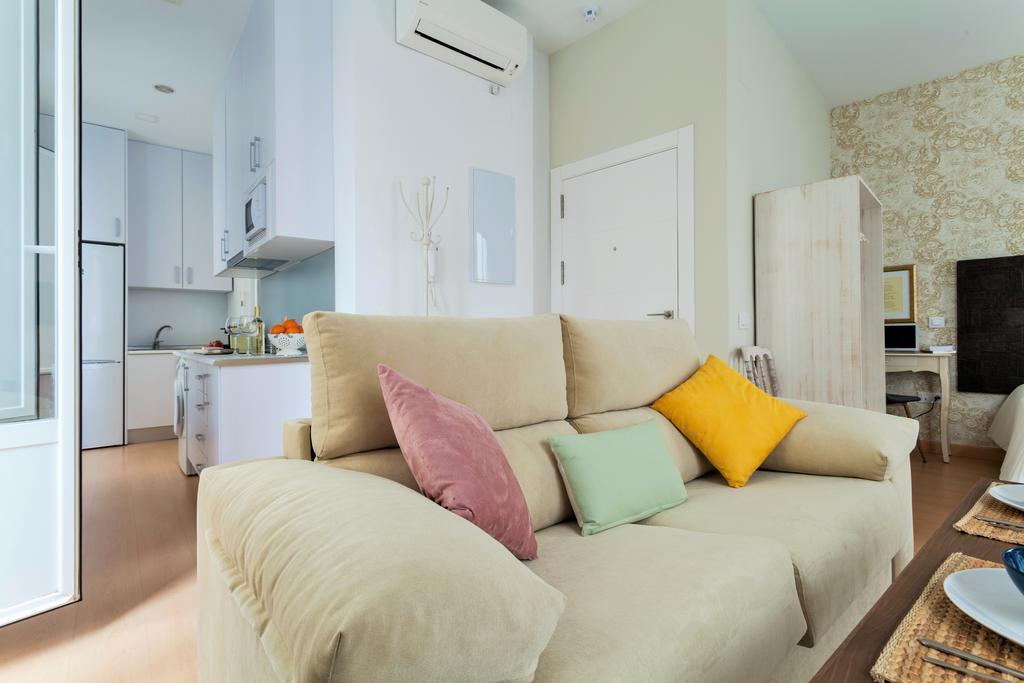 Hostly Acetres 1A Loft In City Center, Comunal Terrace, Fibre,Parking Optional Sevilla Eksteriør billede